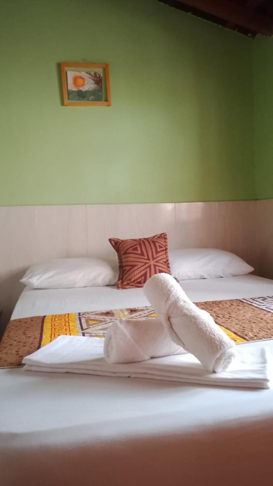 Adventure Hostel サン・ヒル エクステリア 写真